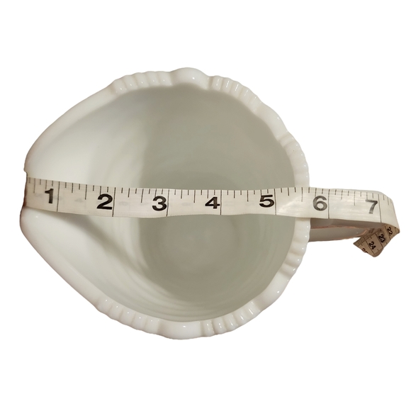 Vintage Collectible White Old Quilt Pattern Milk Glass Pitcher - Picture 9 of 10